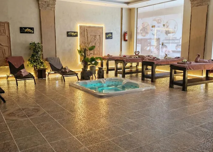 Romance Regency Club (adults Only) Otel
